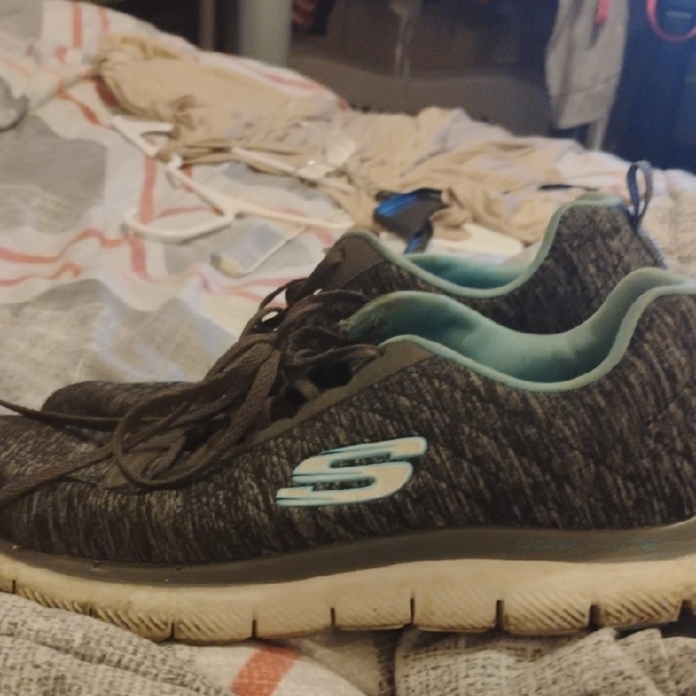 Skechers Black and Blue Sneakers